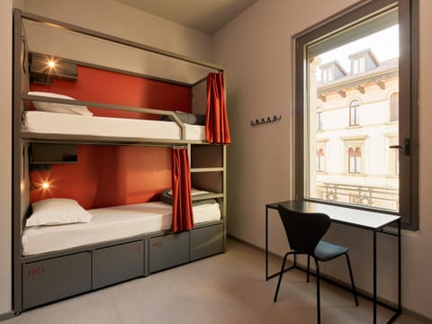 bunk bed
