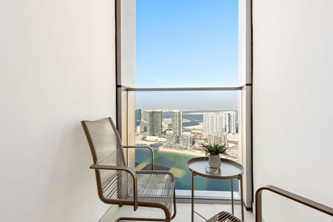 Balcony/Terrace, Swimming pool