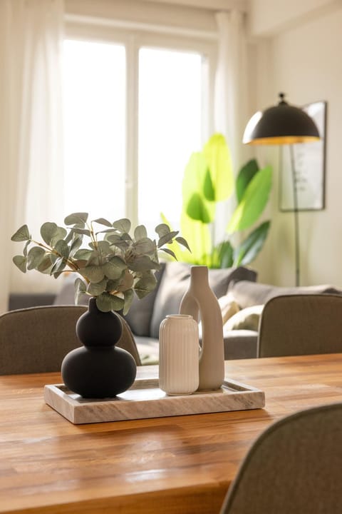 Decorative detail, Dining area