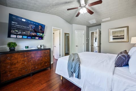 1431 Bay Overlook Dr Woodstock House in Woodstock