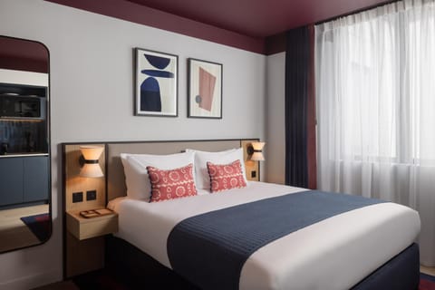 Bed, Bedroom