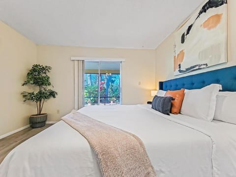 Delightful Family Home in New Tampa House in Wesley Chapel