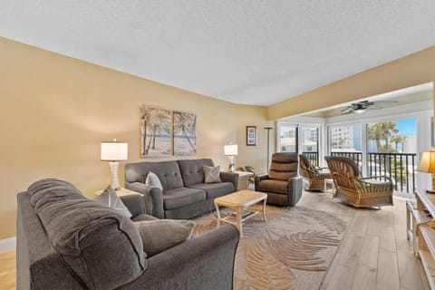 The Twins Hideaway at Sun Plaza West House in Holmes Beach