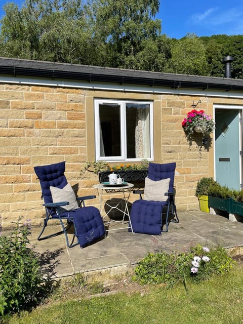 The Wendy House in beautiful Hardcastle Crags House in Hebden Bridge