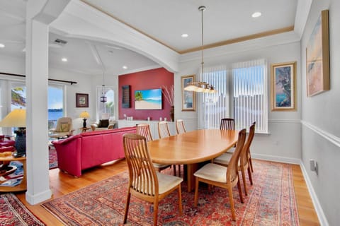 White Pelican House House in Bradenton Beach