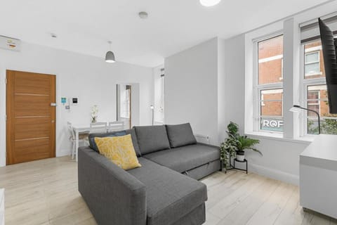 Bed, Living room, Seating area