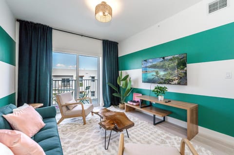 TV and multimedia, Balcony/Terrace, Living room, Seating area