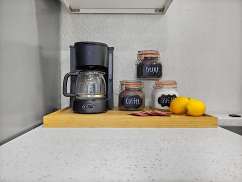 Wilderness Escape, by Breathtaking Natl Park House in Town N Country