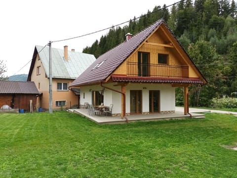Property building, Garden, Garden view