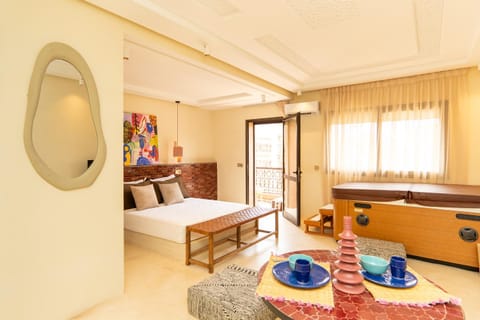 Living room, Seating area, Dining area, Bedroom