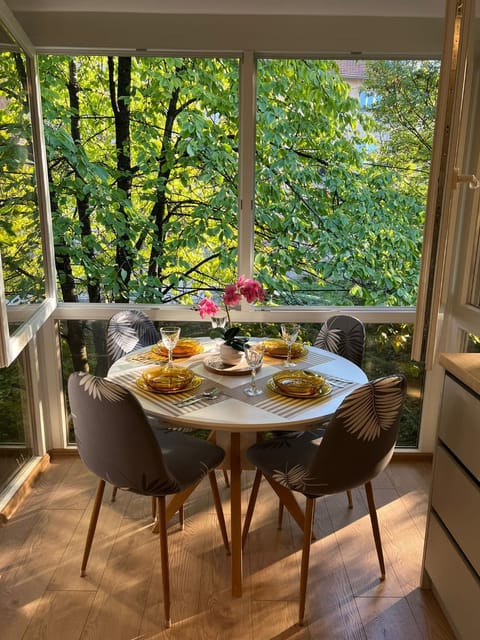 Dining area, Garden view, Breakfast