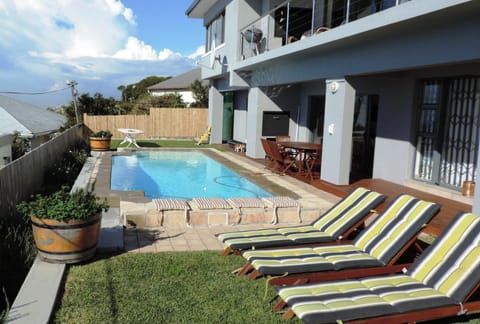 Property building, Balcony/Terrace, Swimming pool, Swimming pool