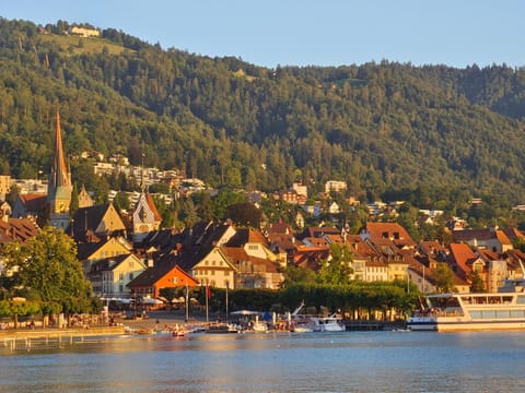 Nearby landmark, Natural landscape