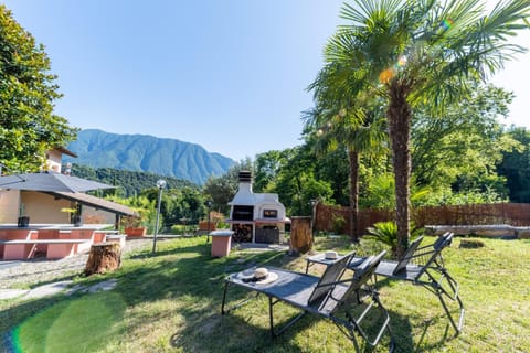 Ina's Lake Garden House in Lenno