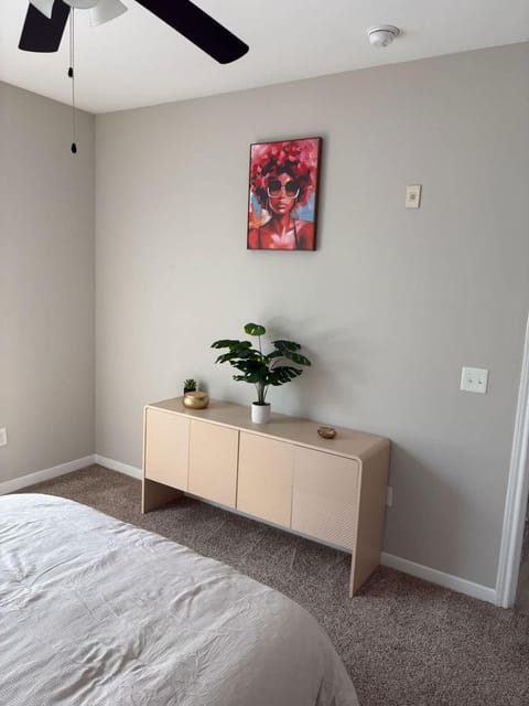 Chic 1BR Retreat in Magnolia Near The Woodlands Apartment in The Woodlands