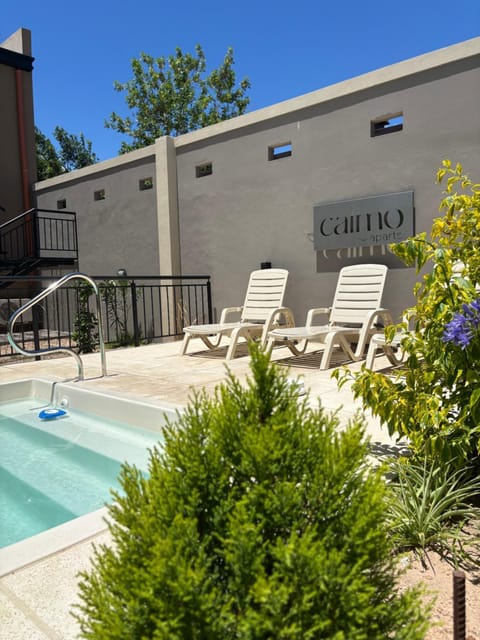 Pool view, Swimming pool, sunbed