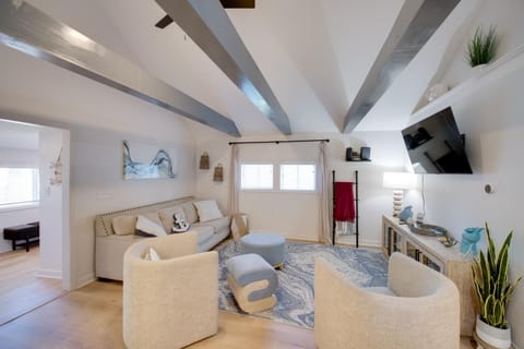 Wishin and Fishin Walkable Erie Home By the Beach! House in Millcreek Township