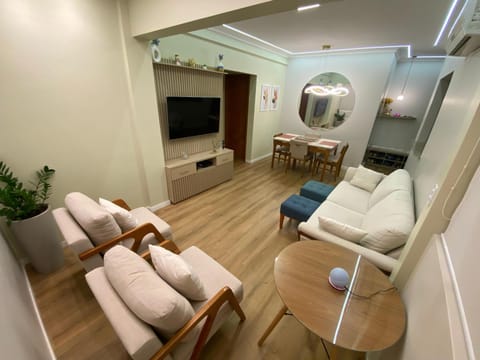 Communal lounge/ TV room, TV and multimedia, Living room, Seating area, Evening entertainment