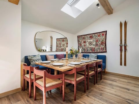 Appartement spacieux aux pieds des pistes avec sauna, pour 10 personnes - FR-1-570-73 Apartment in Les Allues