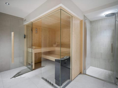 Appartement spacieux aux pieds des pistes avec sauna, pour 10 personnes - FR-1-570-73 Apartment in Les Allues