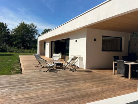 Garden, Balcony/Terrace