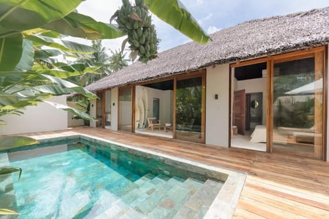 Day, Garden, Pool view, Swimming pool, sunbed