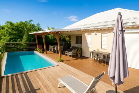 Patio, Day, Pool view, Swimming pool, sunbed