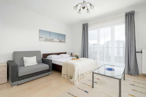 Bed, Living room, Photo of the whole room, Seating area, Bedroom