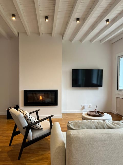 Villa Hortensia - Charming Cottage Near Fontainebleau Apartment in Fontainebleau