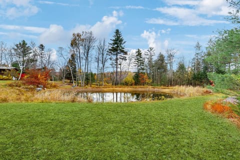 Parker Lane Cabin Cabin in Weston