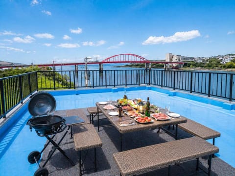 Day, Natural landscape, Balcony/Terrace