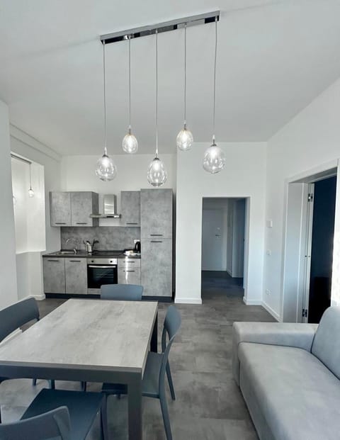 Kitchen or kitchenette, Living room, Seating area
