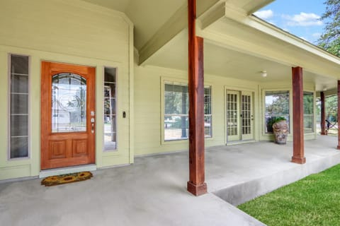 Sledge Street Swim Club House in Kyle