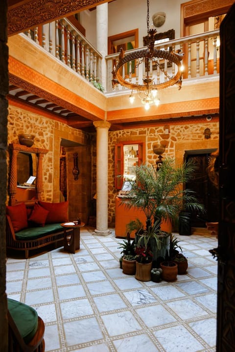 Lobby or reception, Internal: Not applicable to any particular room