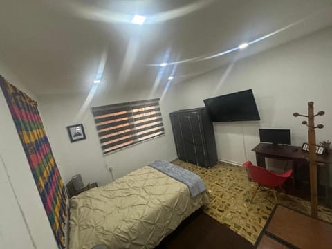 Casa céntrica retro-moderna con 46 amenidades "La Casona" House in Xalapa