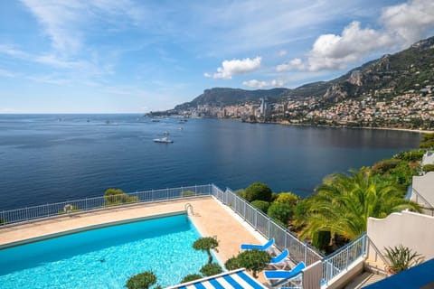 Day, Natural landscape, Sea view, Swimming pool