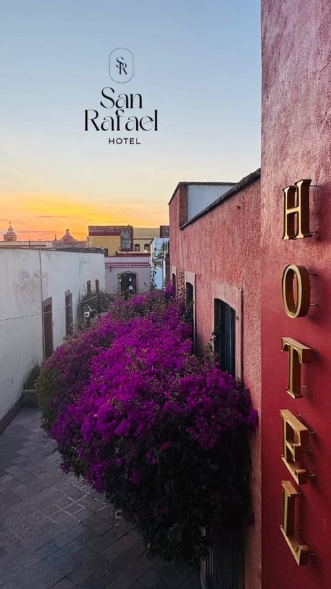 Property building, Property logo or sign, Street view