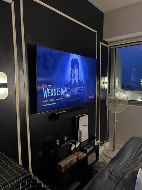 TV and multimedia, Evening entertainment