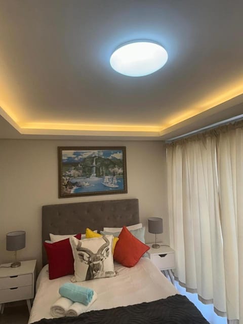 Serenity suite 6 minutes away from the beach Bed and Breakfast in Cape Town