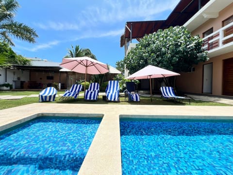 Garden view, Pool view, Swimming pool, Swimming pool, sunbed