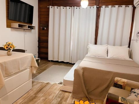 Bed, TV and multimedia, Bedroom, air conditioner