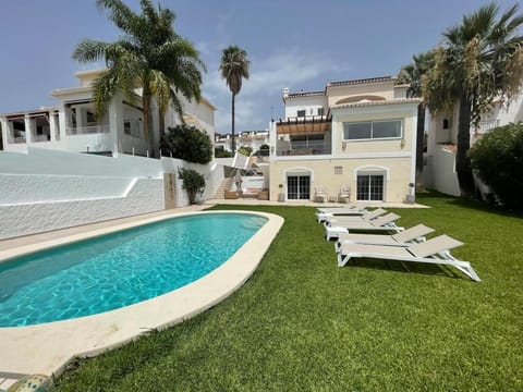 Patio, Garden, Garden view, Pool view, Swimming pool, sunbed