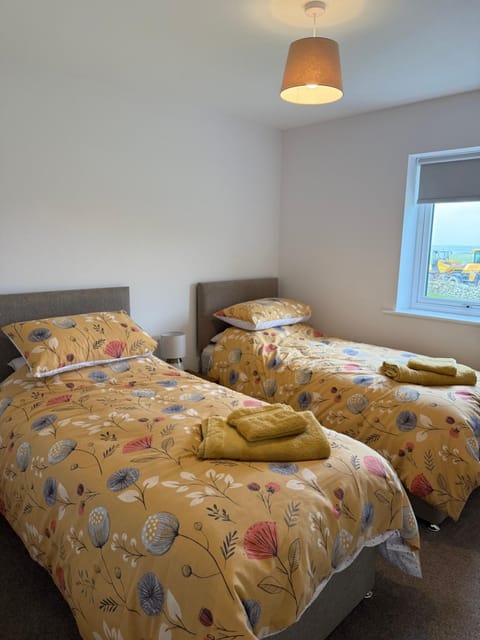 Stylish Cosy Stunning View Villa in Kirkwall, Free Parking and WiFi Villa in Scotland