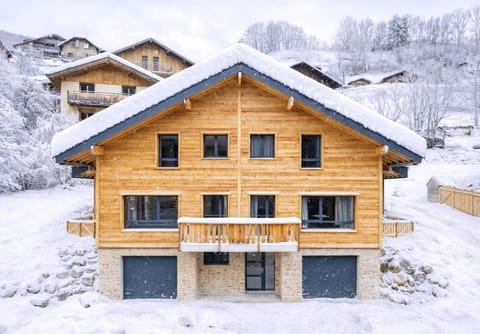 Chalet Armande, Alpine ski holiday near la Clusaz and Grand Bornand Chalet in Haute-Savoie