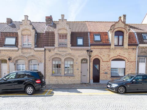 Property building, Summer