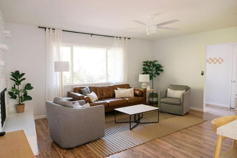 Lake Park Landing House in Atascadero