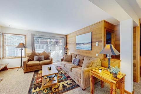 Sierra Megeve 3 Apartment in Mammoth Lakes