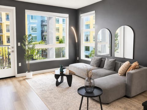 Patio, TV and multimedia, View (from property/room), View (from property/room), Balcony/Terrace, Living room, Decorative detail, Seating area, internet, air conditioner