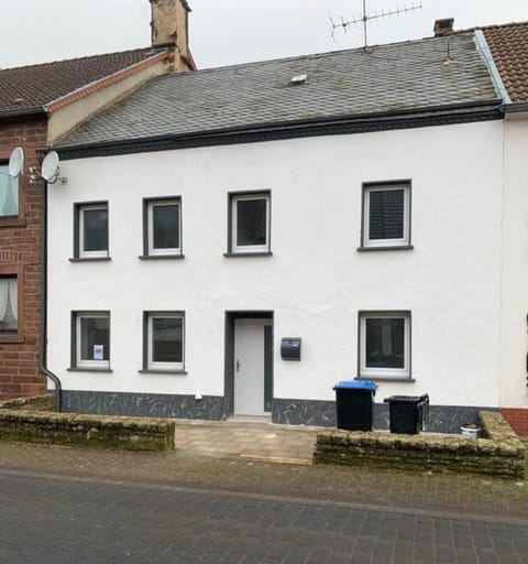 Südeifel Spangdahlem Apartment in Rhineland-Palatinate