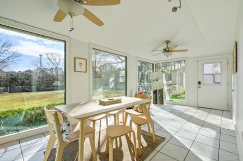 1223 Settlebench Ln NW Kennesaw House in Kennesaw